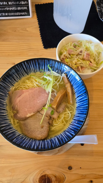 「らーめん（塩）　800円」@メントサケの写真