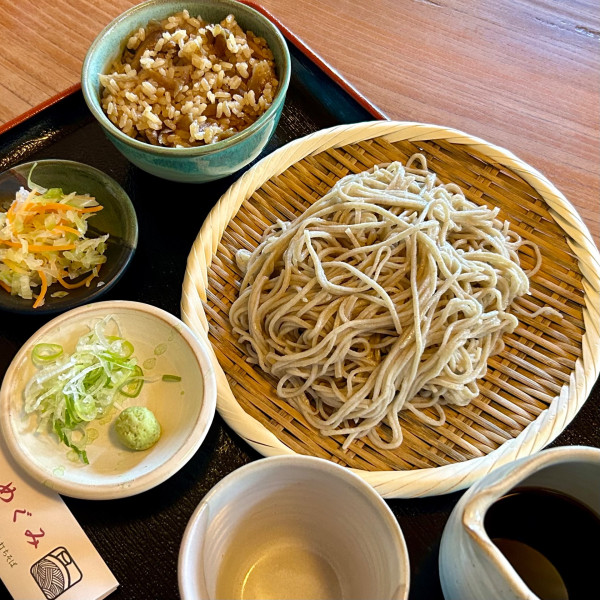 「もりそば＋ちょっとご飯」@蕎麦蔵めぐみの写真