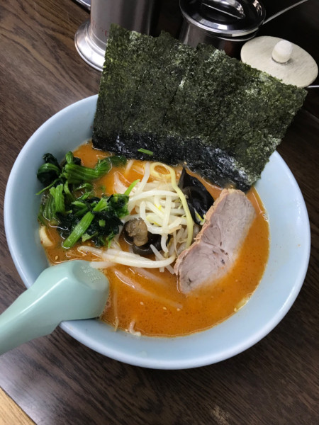「辛味噌ラーメン 900円」@とんぱた亭 片倉町店の写真