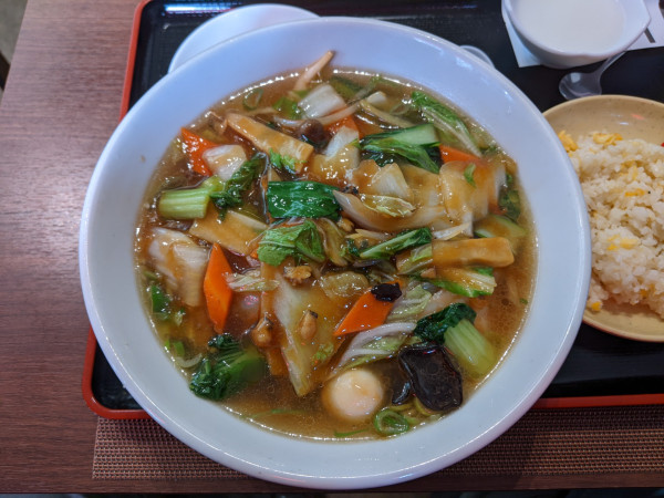 「五目タン麺定食：950円」@隆盛園の写真