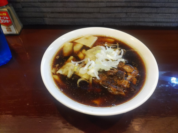 「ワンタン麺」@手打ち 陰日向の写真