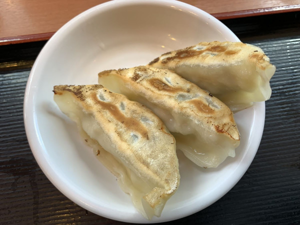 「半ラーメン＋半炒飯＋３餃子」@日高屋 巣鴨北口駅前店の写真
