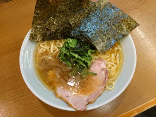 「醤油ラーメン￥850＋ライスサービス」@家系らーめん 武将家 外伝の写真