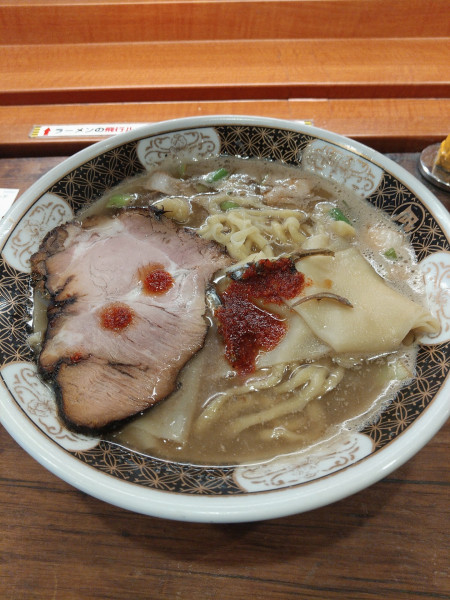 「すごい煮干しラーメン」@ラーメン凪 大宮店の写真