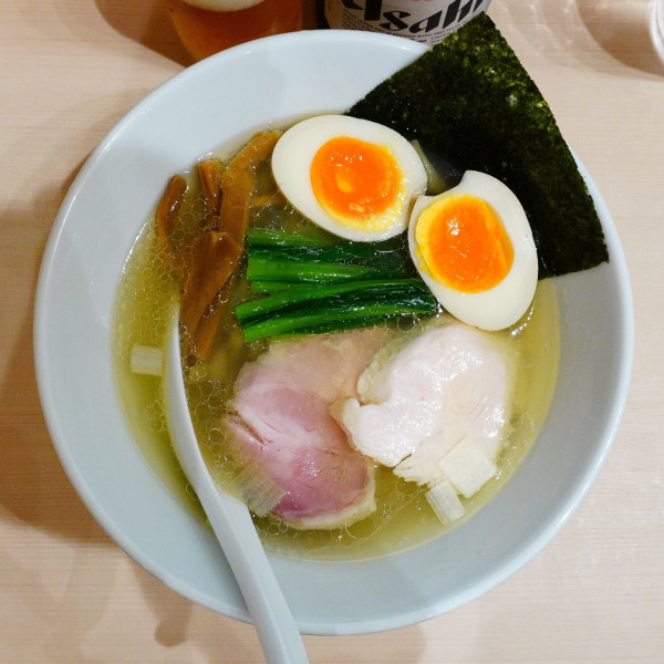 「味玉塩中華ソバ＋手もみ麺＋スーパードライ（中瓶）」@中華ソバ ちゃるめの写真
