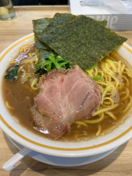 「ラーメン中盛り」@七代目 麺家 あくた川の写真