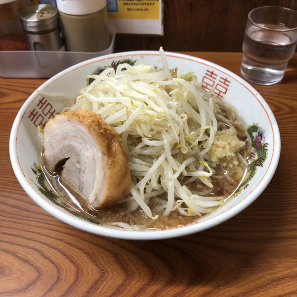 「ラーメン（麺少なめ）」@ラーメン二郎 亀戸店の写真