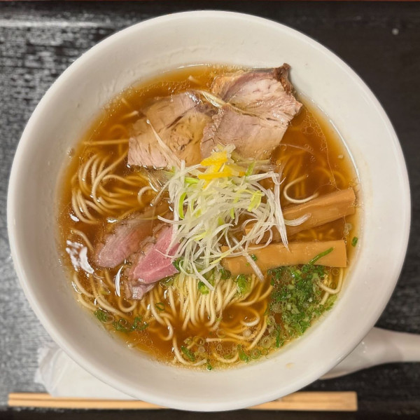 「特製鴨だし醤油ラーメン」@鴨麺と炭焼き処 あさまの写真