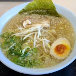 にんたま塩ラーメン