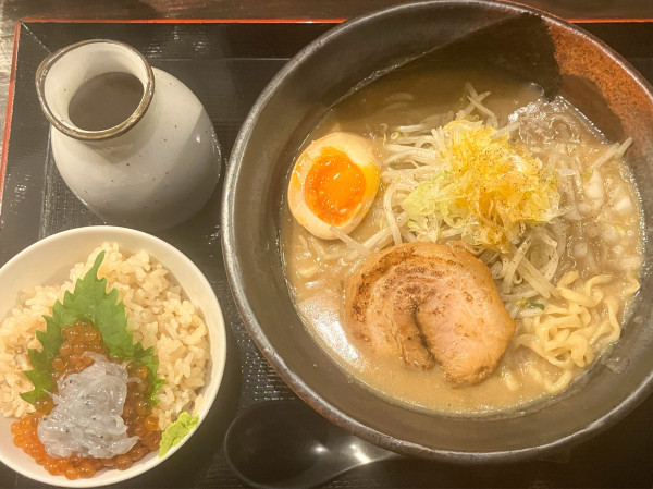 「泥味噌らーめん1200円【限定】茶漬け390円」@麺処 三虎の写真