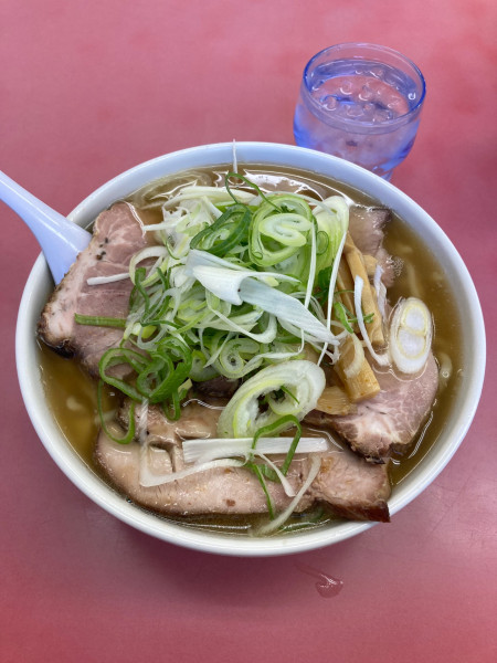 「チャーシューメン1050円　ネギ多め110円」@一品香 今宮店の写真