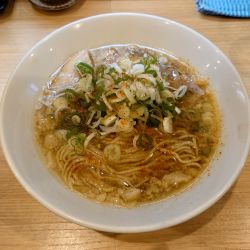 背脂醤油ラーメン(900円)