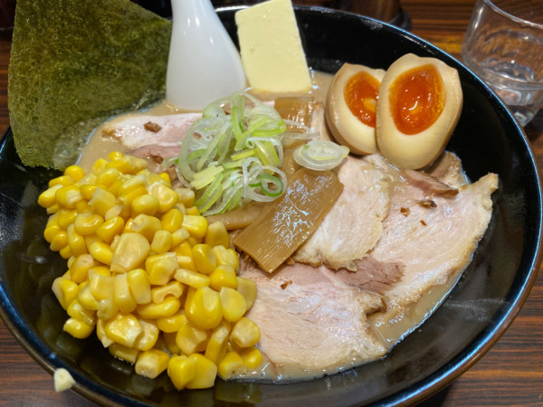 「味玉味噌チャーシュー麺＋コーン＋バター」@ラーメン長山の写真