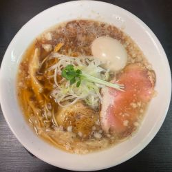 味玉醤油ラーメン ¥1020 和え玉 ¥300