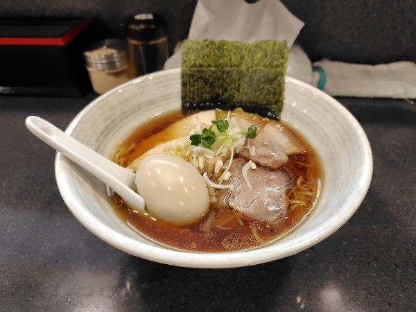 「特製醤油らーめん¥1050」@石山商店の写真