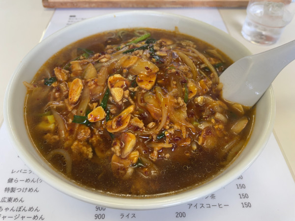 「にんにくスタ麺（中辛）」@めんはうす 健の写真