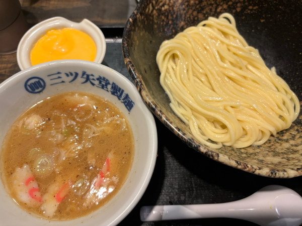「濃厚チーズソースつけめん」@三ツ矢堂製麺 中目黒本店の写真