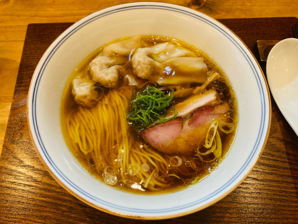「特製醤油らぁ麺」@Ramen FeeLの写真