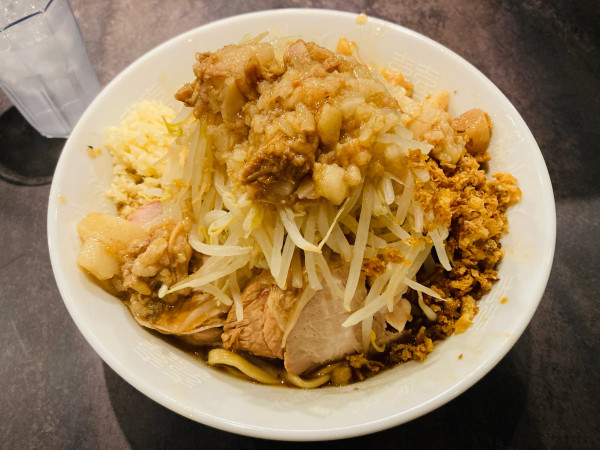 「汁なし 300g 全マシ」@Hi-Fat Noodle BUTCHER’Sの写真