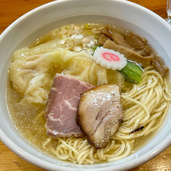 「ワンタン塩中華そば（大盛）」@麺笑 コムギの夢の写真