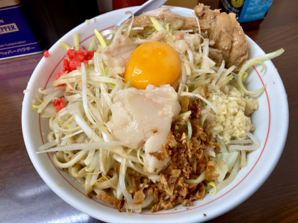 「小 汁なし 940円 + 120円 ＋ ネギ 150円」@ラーメン二郎 横浜関内店の写真