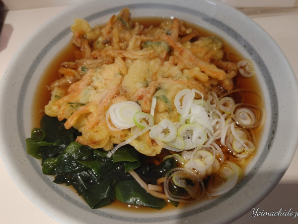 「かき揚げ天そば（530円）」@爽亭 JR熱海駅 伊東線ホーム店の写真