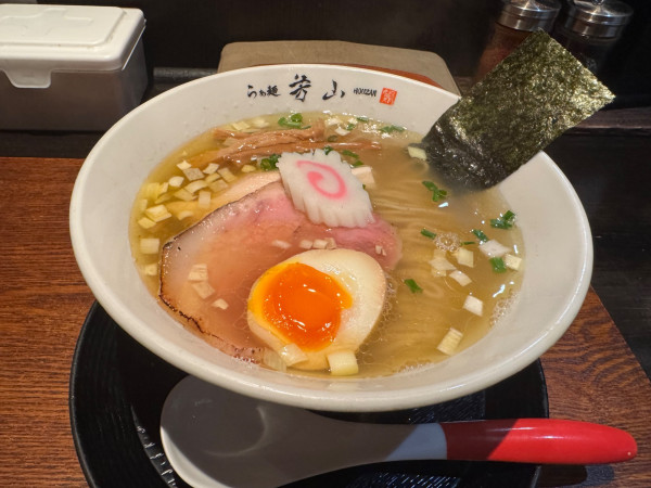 「中華そば　汐」@らぁ麺 芳山の写真