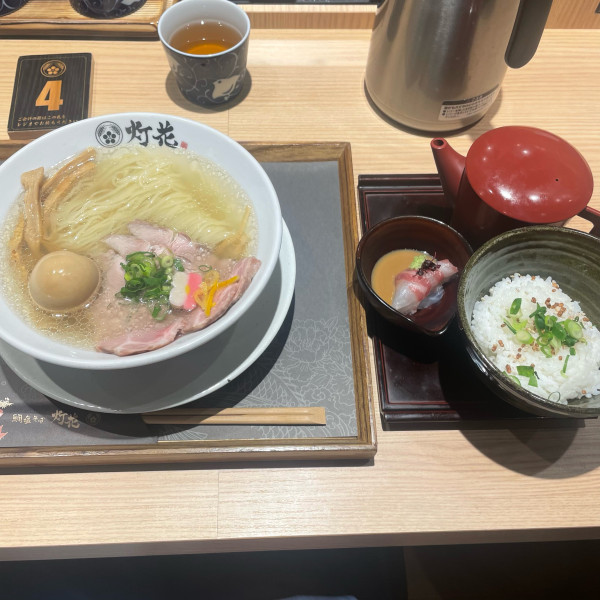 「特製鯛塩らぁ麺+鯛茶漬け」@鯛塩そば 灯花 浦和PARCO店の写真
