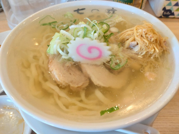 「生姜らーめん＋餃子３個」@しょうがラーメン七の庫の写真