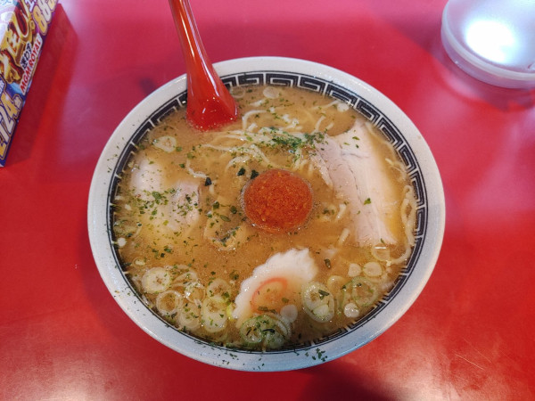 「赤湯からみそらーめん　大盛り　950+100円」@龍上海 米沢店の写真