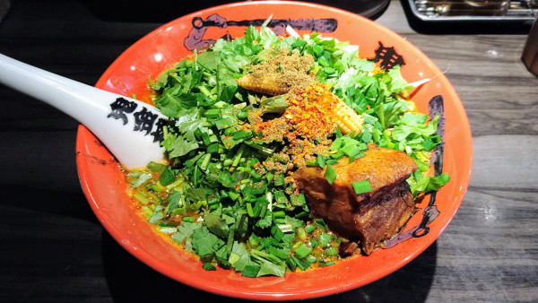 「カラシビ味噌らー麺(カラ増し･シビ増し)+パクチー」@カラシビ味噌らー麺 鬼金棒の写真