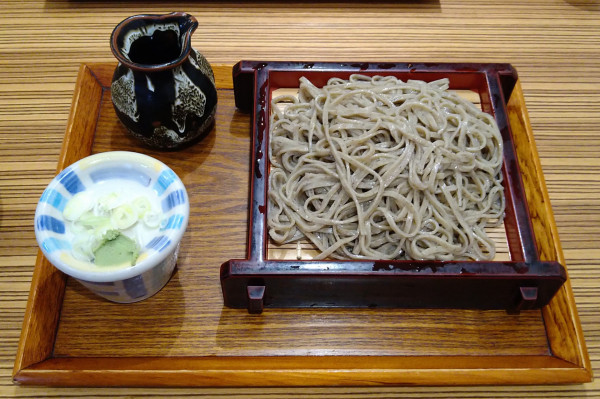 「田舎十割そば＋そば大盛り＋鴨ロースト(週末限定)」@そば処 甚五郎の写真