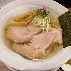 新地らー麺 近松 梅田店の画像