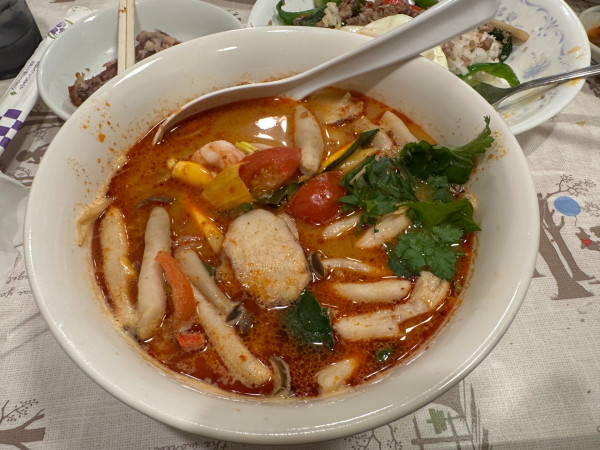 「トムヤムクンラーメン（並盛・80g）980円」@ニパーの写真