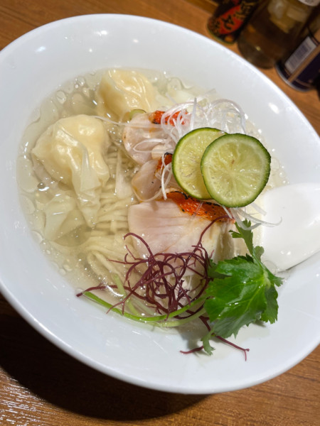 「【限定①】金目鯛の塩そば 海老わんたん添え 1400円」@寿製麺よしかわ 川越店の写真