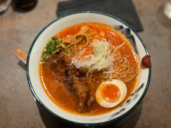 「柚子辛紅らーめん2丁目 1390円」@AFURI 辛紅 原宿の写真