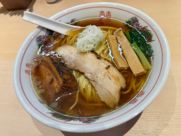 「中華そば＋角煮」@中華そば 須紗の写真