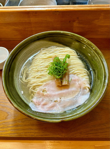 「煮干しそば中盛（950）」@中華そば 華塩の写真