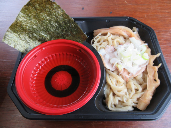 「手打焔　まぜそばつけ麺（１０００円）」@第2回ラーメン万博2024 in TSUCHIURAの写真