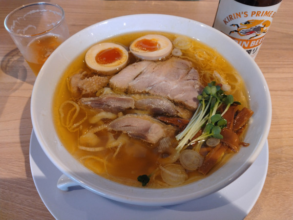 「味玉塩中華そば¥960+ビール小¥480-」@手打 親鶏中華そば綾川 大成店の写真