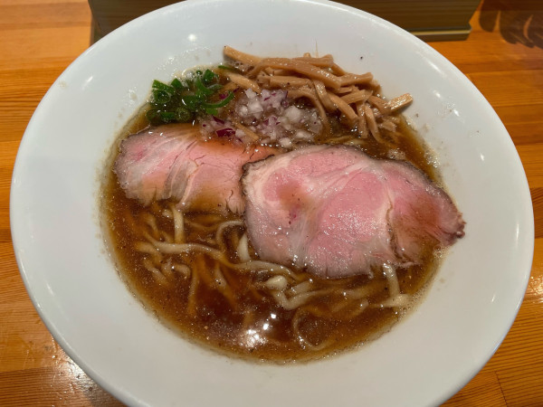 「にぼしブラウン」@らぁ麺屋 はりねずみの写真