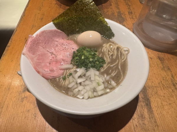 「バカニボ　玉子」@麺屋 まほろ芭の写真