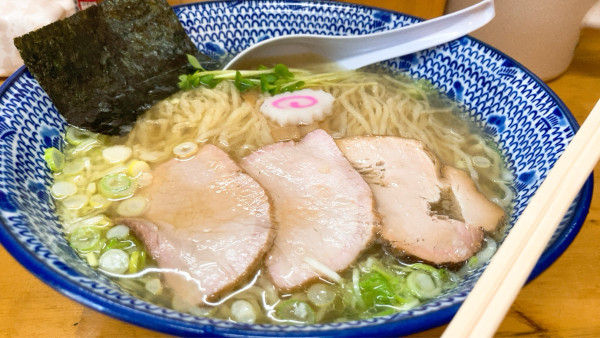 「塩中華そば」@中華そば屋 佐藤の写真