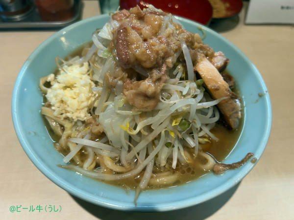 「ラーメン(並　麺量200g)900円、魚粉(50円)、生卵(50」@ラーメン4号の写真