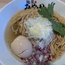 味玉塩らぁ麺