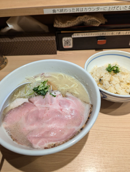 「くらむそば塩(貝のみ)大盛+あさり混ぜご飯並」@貝出汁中華そば くらむの写真