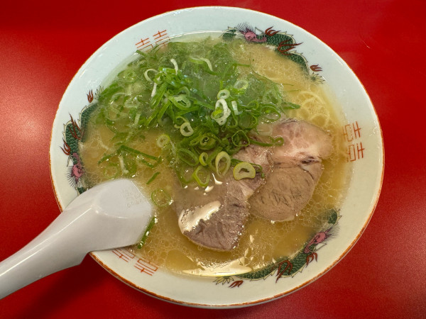 「ラーメン　660円」@長浜ラーメン はじめの写真