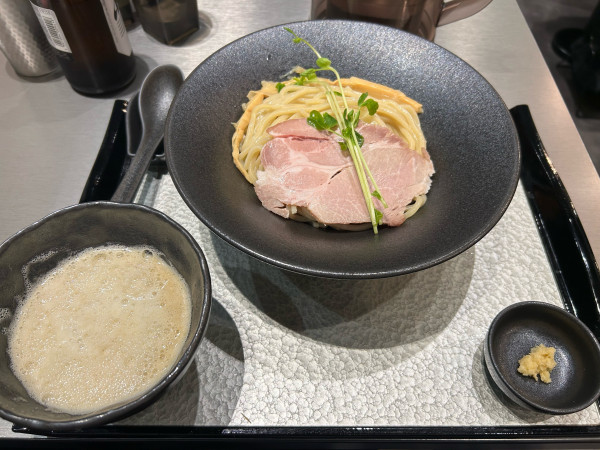 「鶏つけsoba」@鶏soba 座銀 KITTE丸の内店の写真
