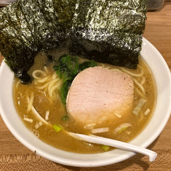 「ラーメン 850円」@家系らーめん やなぎやの写真