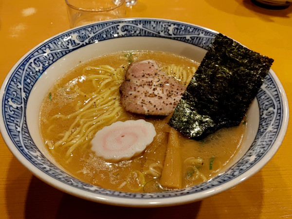 「中華そば（830円）」@中華そば 青葉 大宮東口店の写真